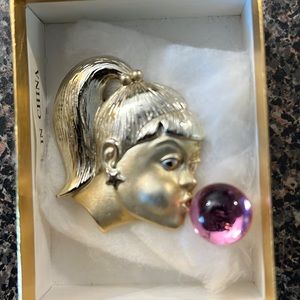 Vintage 1950s Style Bubblegum Pin